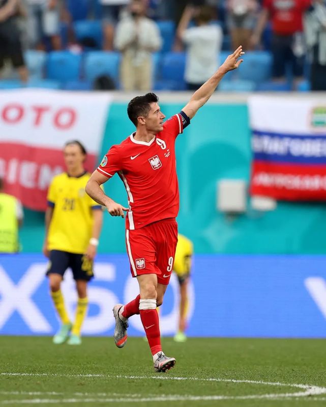 爱游戏娱乐-包含丹佛掘金内部会议纪要流出——加时末段遗憾出局，意甲使命明确，轮换策略成焦点的词条