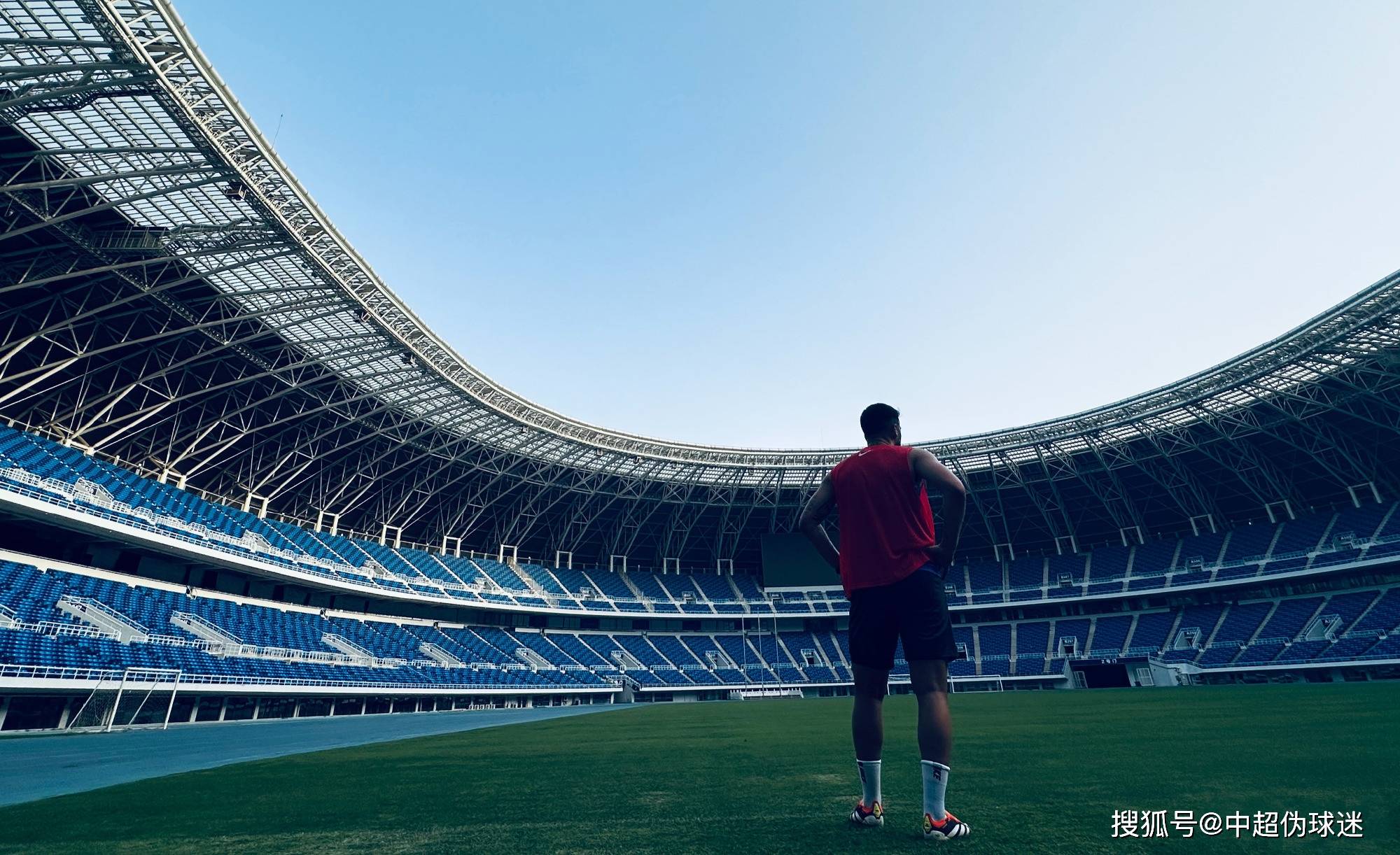 ayx-包含窗口期中超焦点战，门兴格拉德巴赫官宣签约，话题不断，心理建设被强调的词条